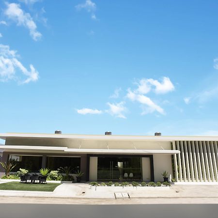 Laoag Parklane Hotel المظهر الخارجي الصورة